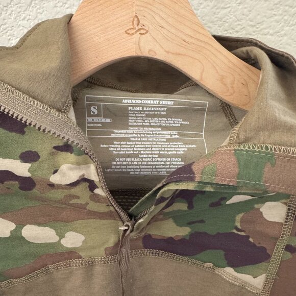 NEW Quarter Zip Combat Top — Size Small - Picture 3 of 5